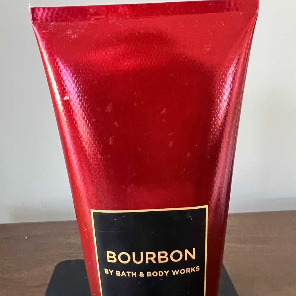 Bath & Body Works Bourbon Men Ultimate Hydration Body Cream 8oz Shea‎ Hyaluronic